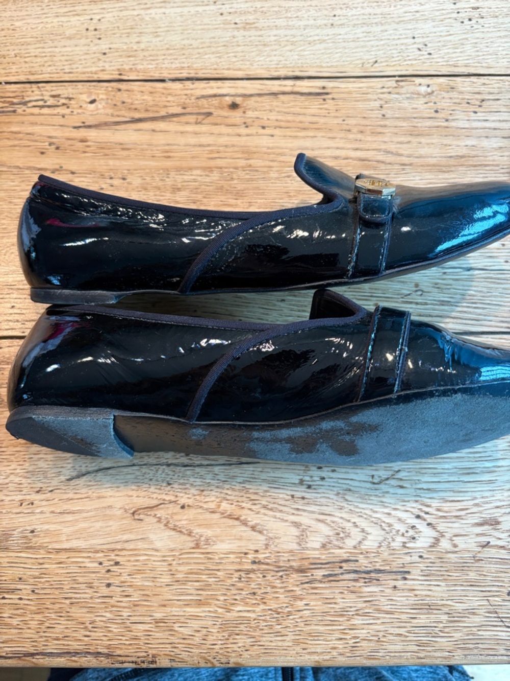 Tory Burch Loafers. Size 11 - Picture 7 of 9